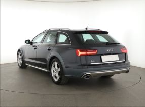 Audi Allroad - 2016
