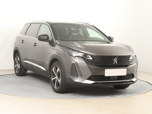 Peugeot 5008 2021