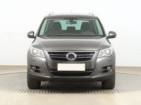 Volkswagen Tiguan - 2011