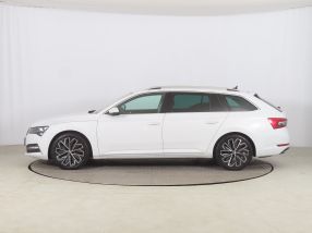 Skoda Superb - 2021