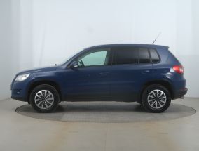 Volkswagen Tiguan - 2011