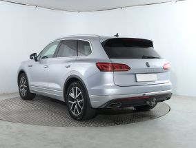 Volkswagen Touareg - 2021