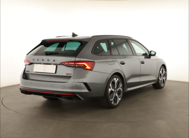 Škoda Octavia - 2025