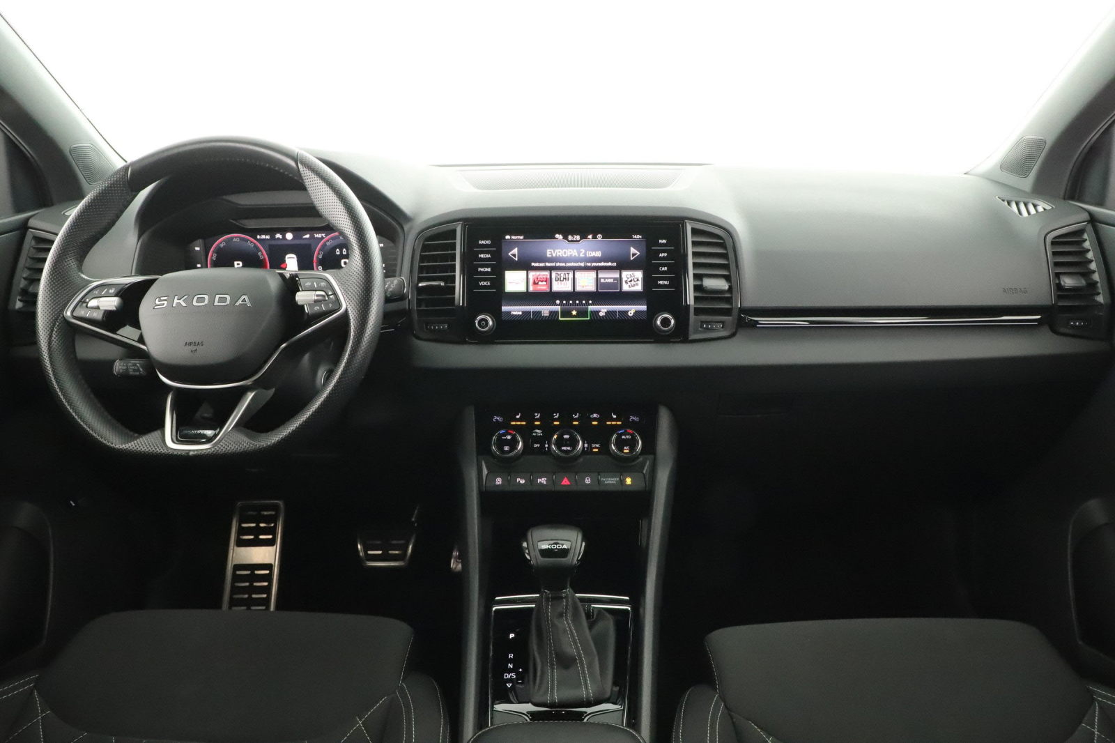 Škoda Karoq - 2025