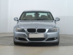 BMW 3 - 2011