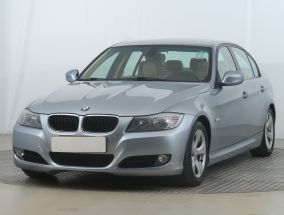 BMW 3 - 2011