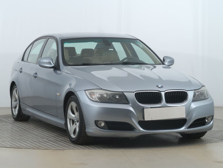 BMW 3 - 2011