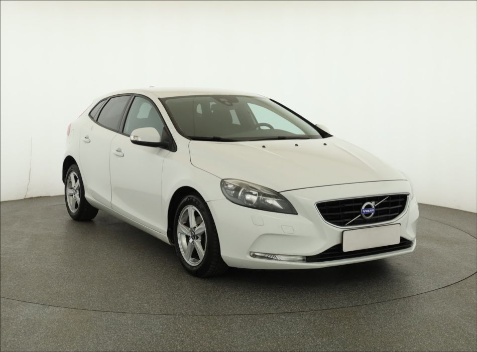 Volvo V40 - 2014