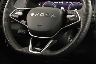 Škoda Karoq - 2025