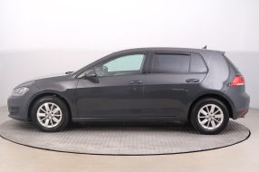 Volkswagen Golf - 2016