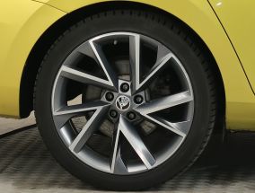 Škoda Superb - 2021