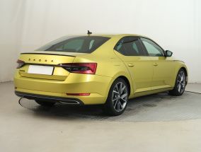 Škoda Superb - 2021