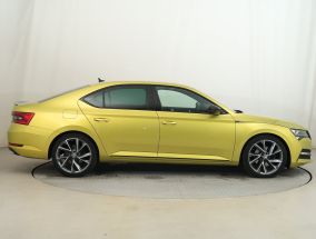 Škoda Superb - 2021