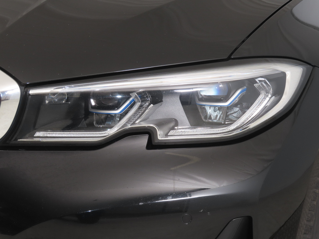 BMW 3