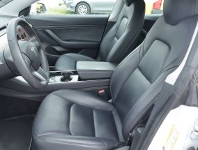 Tesla Model 3 - 2019