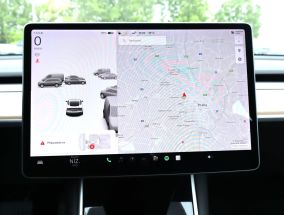 Tesla Model 3 - 2019
