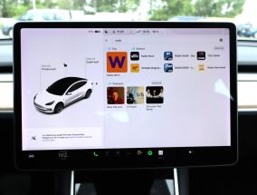 Tesla Model 3 - 2019