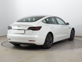Tesla Model 3 - 2019