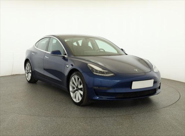 Tesla Model 3 2019