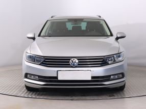 Volkswagen Passat - 2015