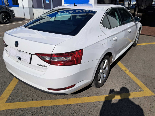 Škoda Superb 2015