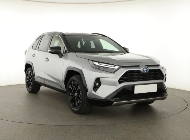 Toyota RAV4, 2024