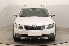 Skoda Octavia Scout - 2016