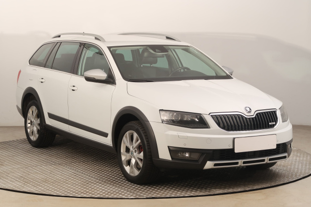 Škoda Octavia Scout, 2016
