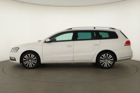 Volkswagen Passat - 2011