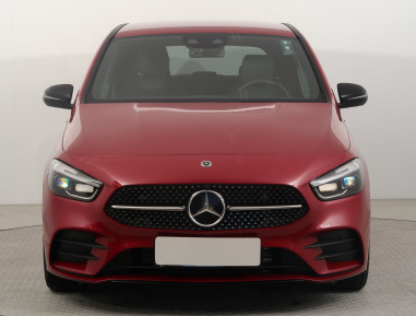 Mercedes-Benz B - 2024