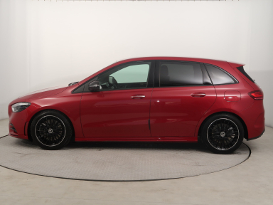 Mercedes-Benz B - 2024