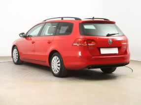 Volkswagen Passat - 2012