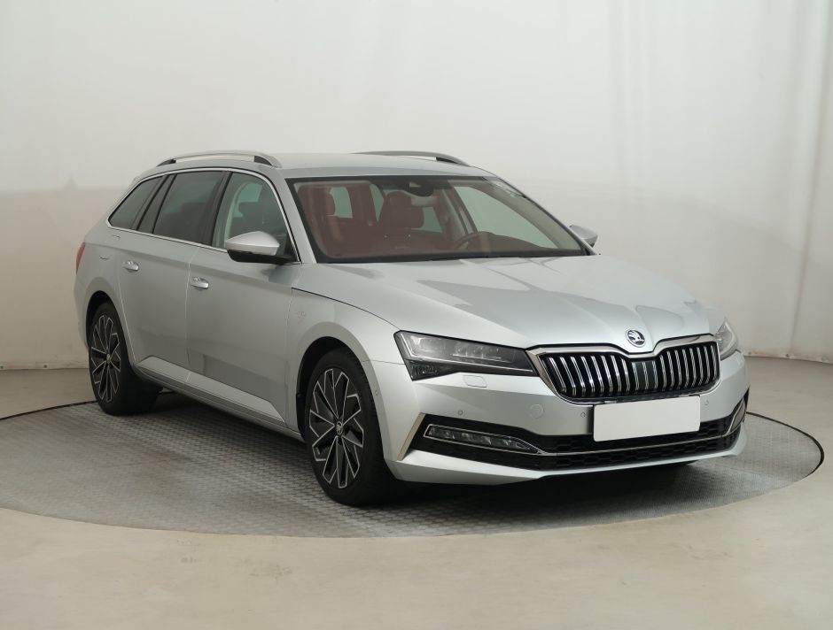 Skoda Superb - 2020