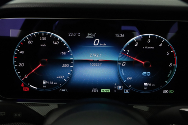 Mercedes-Benz E - 2021