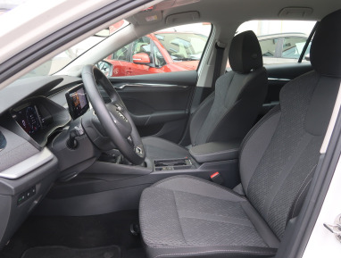 Škoda Octavia - 2023