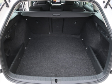 Škoda Octavia - 2023