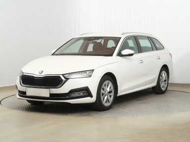 Škoda Octavia - 2023