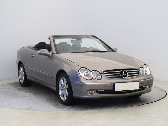 Mercedes-Benz CLK 2005