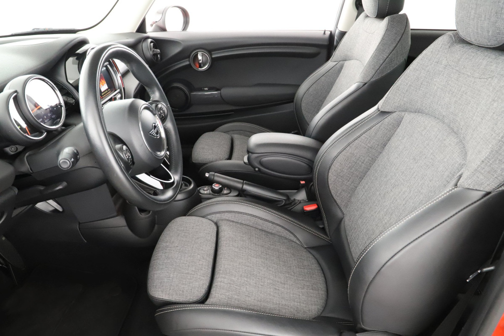 MINI 3-door