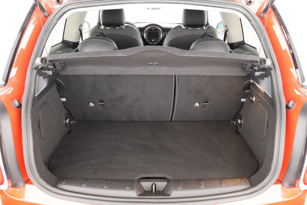 MINI 3-door