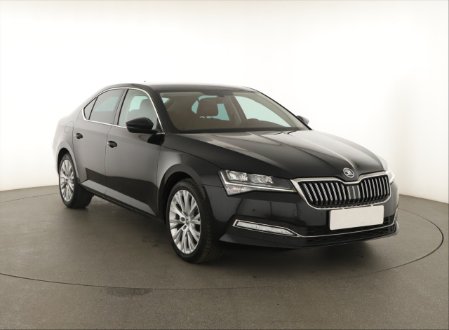 Škoda Superb 2021