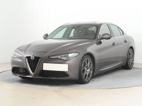 Alfa Romeo Giulia - 2017