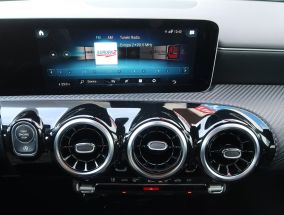 Mercedes-Benz A - 2018