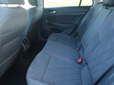 Volkswagen Golf - 2024