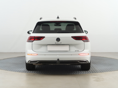 Volkswagen Golf - 2024