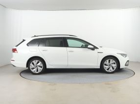 Volkswagen Golf - 2024