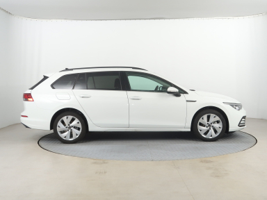 Volkswagen Golf - 2024