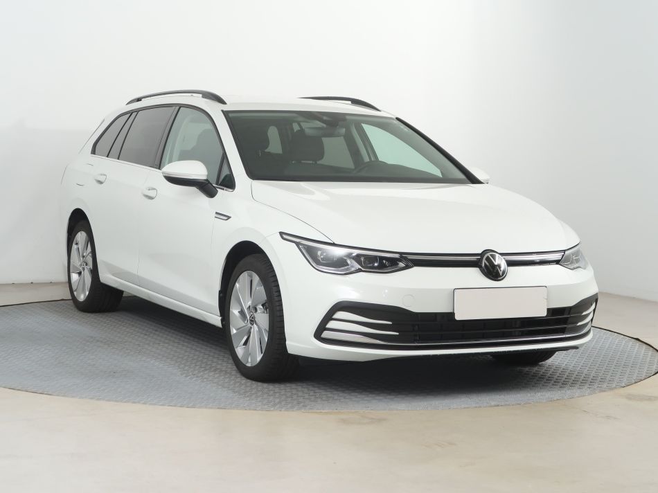 Volkswagen Golf - 2024