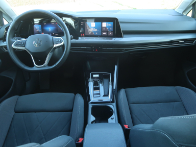 Volkswagen Golf - 2024
