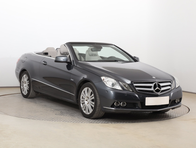 Mercedes-Benz E 2010